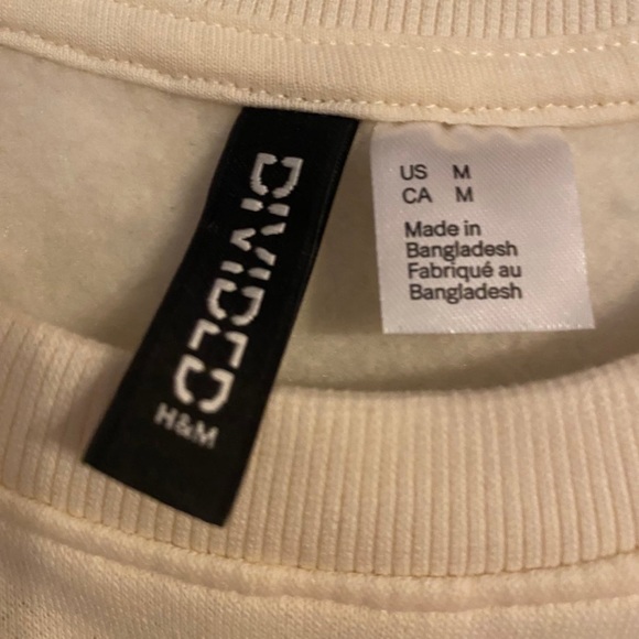 H&M sweatshirt size medium - Picture 4 of 4